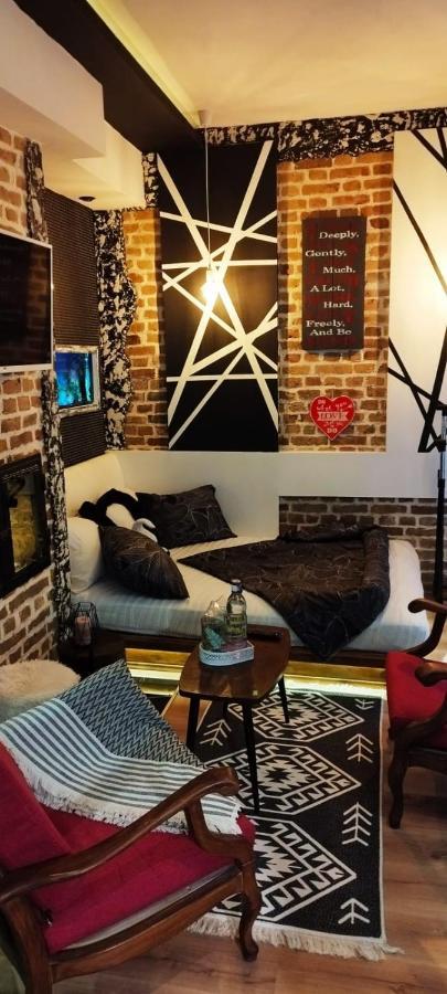 Studio Apartman Black & White Centar Sarajevo Free Parking Eksteriør bilde